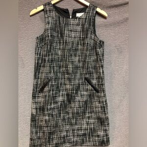Ann Taylor loft petites, 4p Sleeveless, black, white gray tweed  material dress